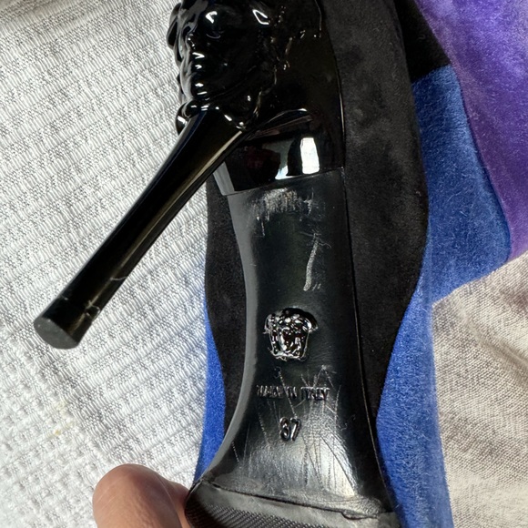 VERSACE Palazzo color block ambre suede knee-high heeled boots - Picture 5 of 10